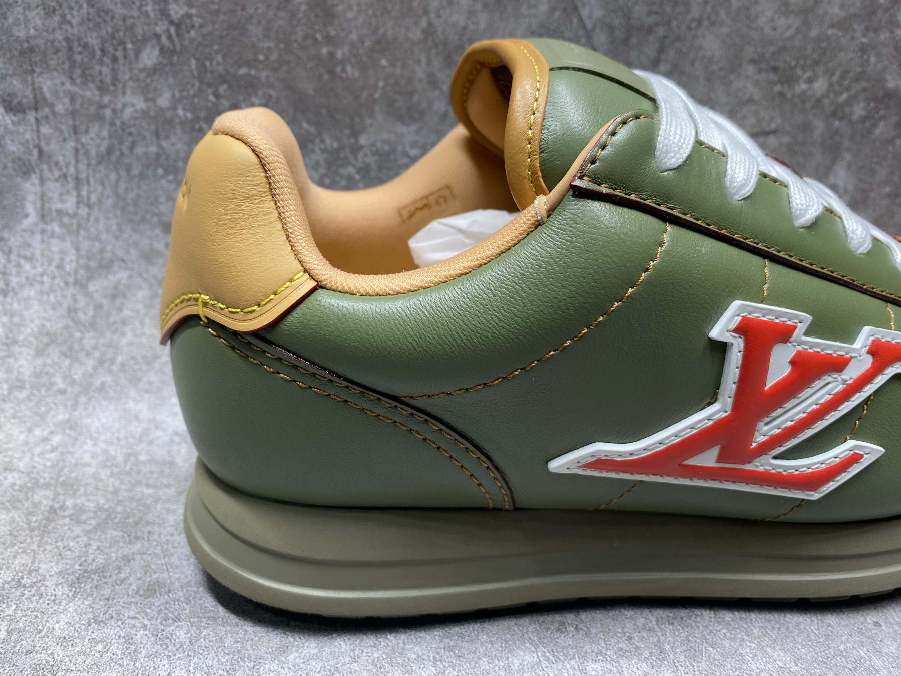 LV BUTTERSOFT Sneaker