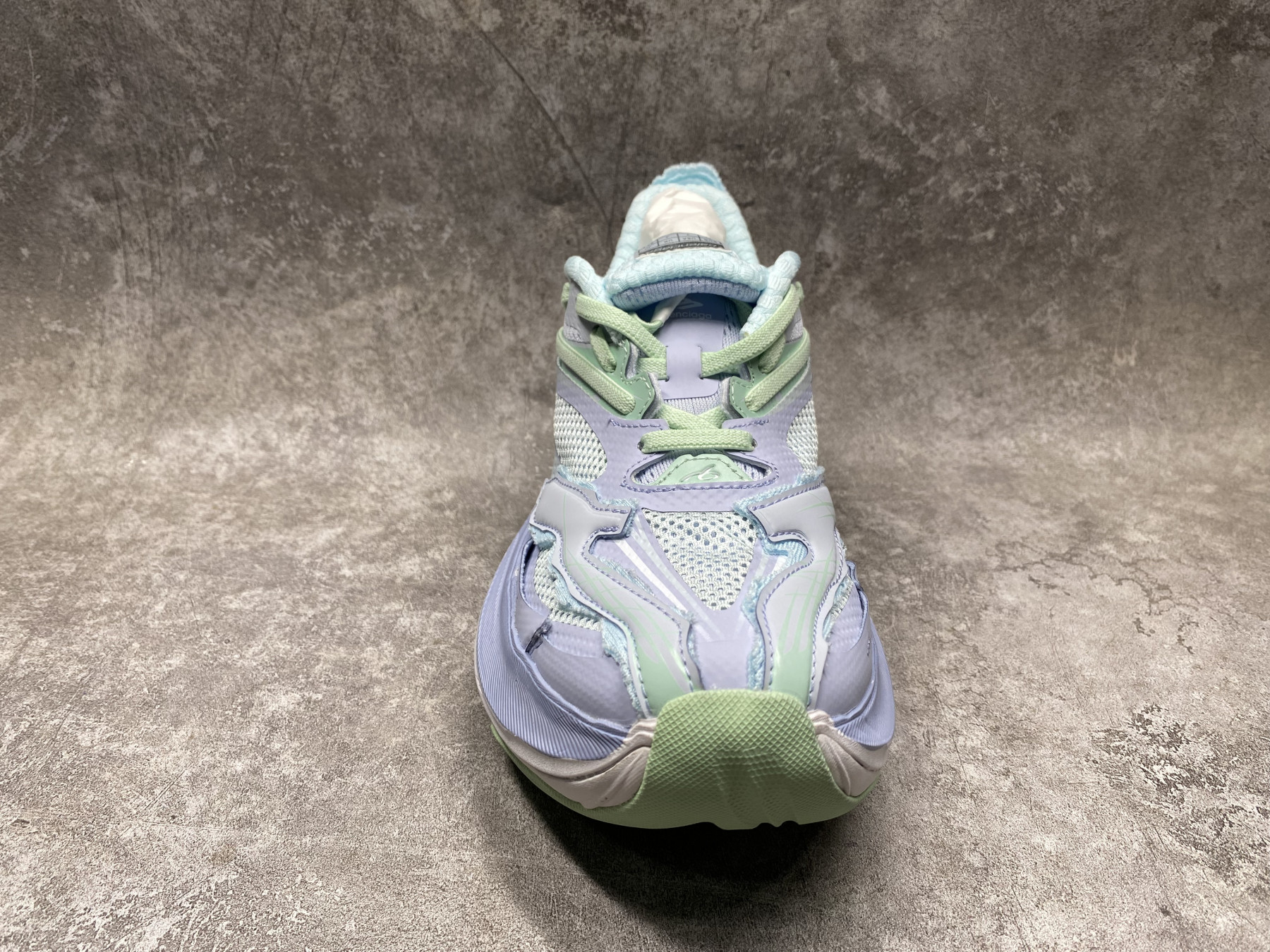 UA Ba1en*iaga Jet Sneakers(run one size large)