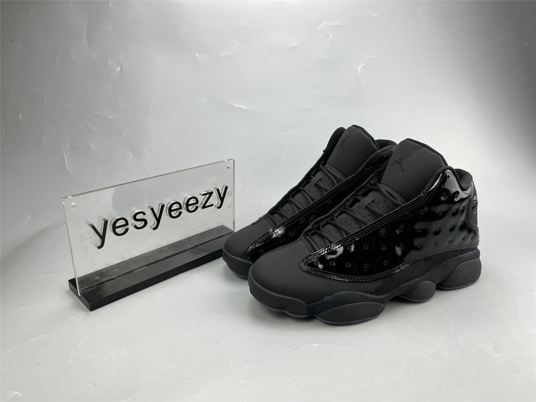 UA AIR JORDAN 13 RETRO 