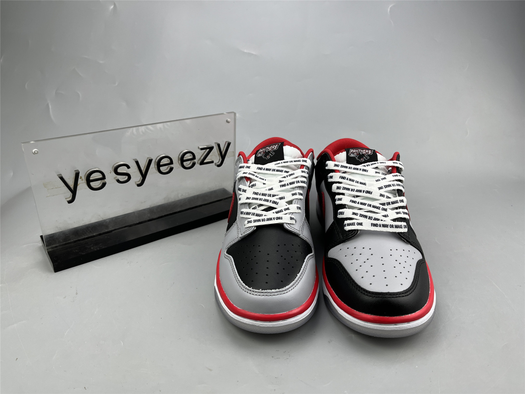 UA NIKE CLARK ATLANTA UNIVERSITY X DUNK LOW 