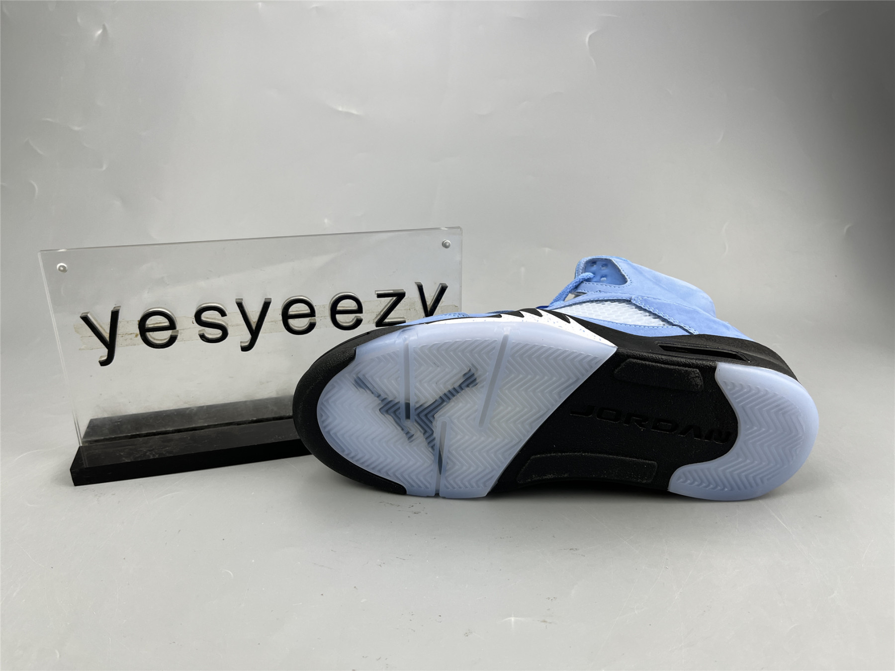 UA AIR JORDAN 5 RETRO "UNC"