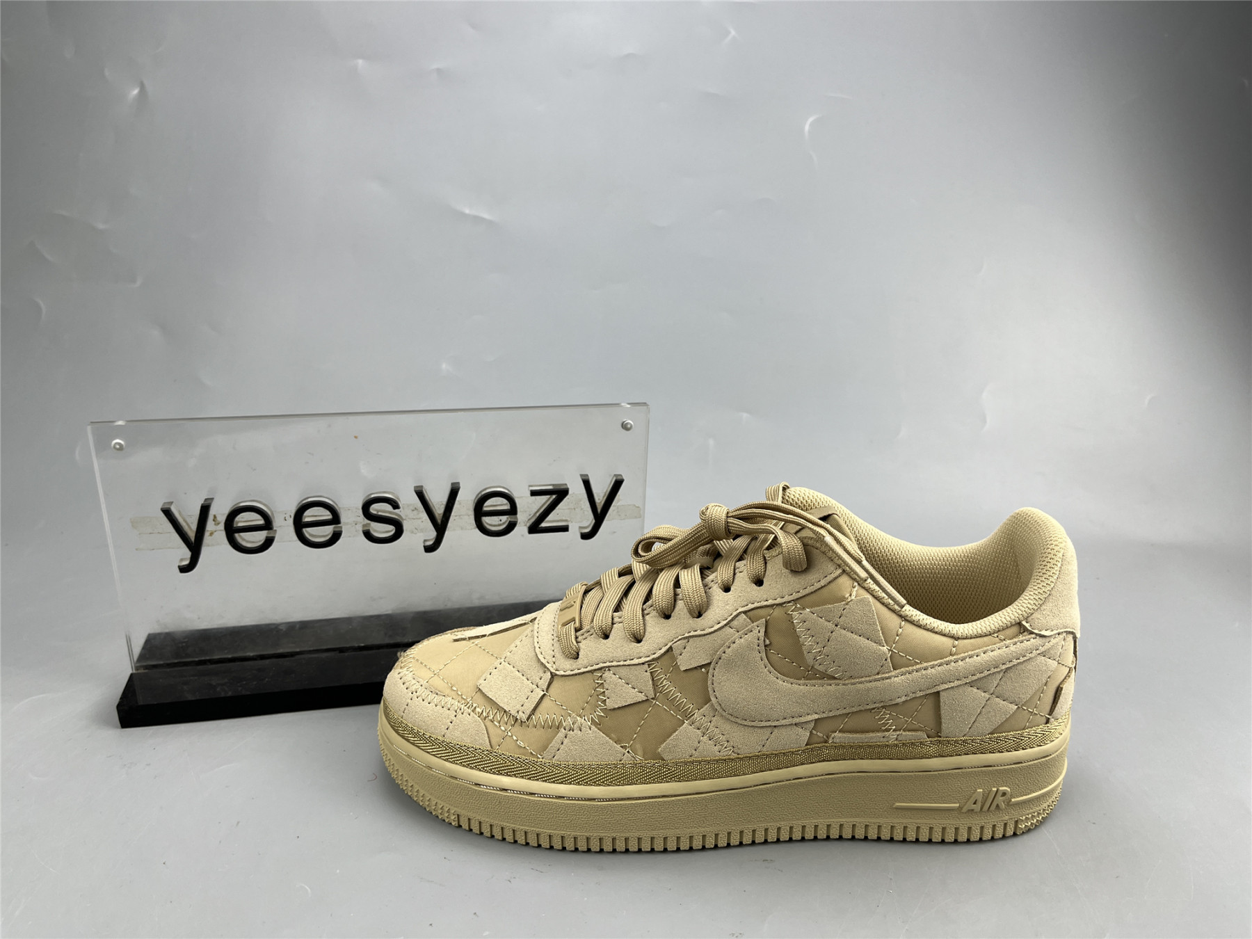 UA NIKE BILLIE EILISH X AIR FORCE 1 LOW 