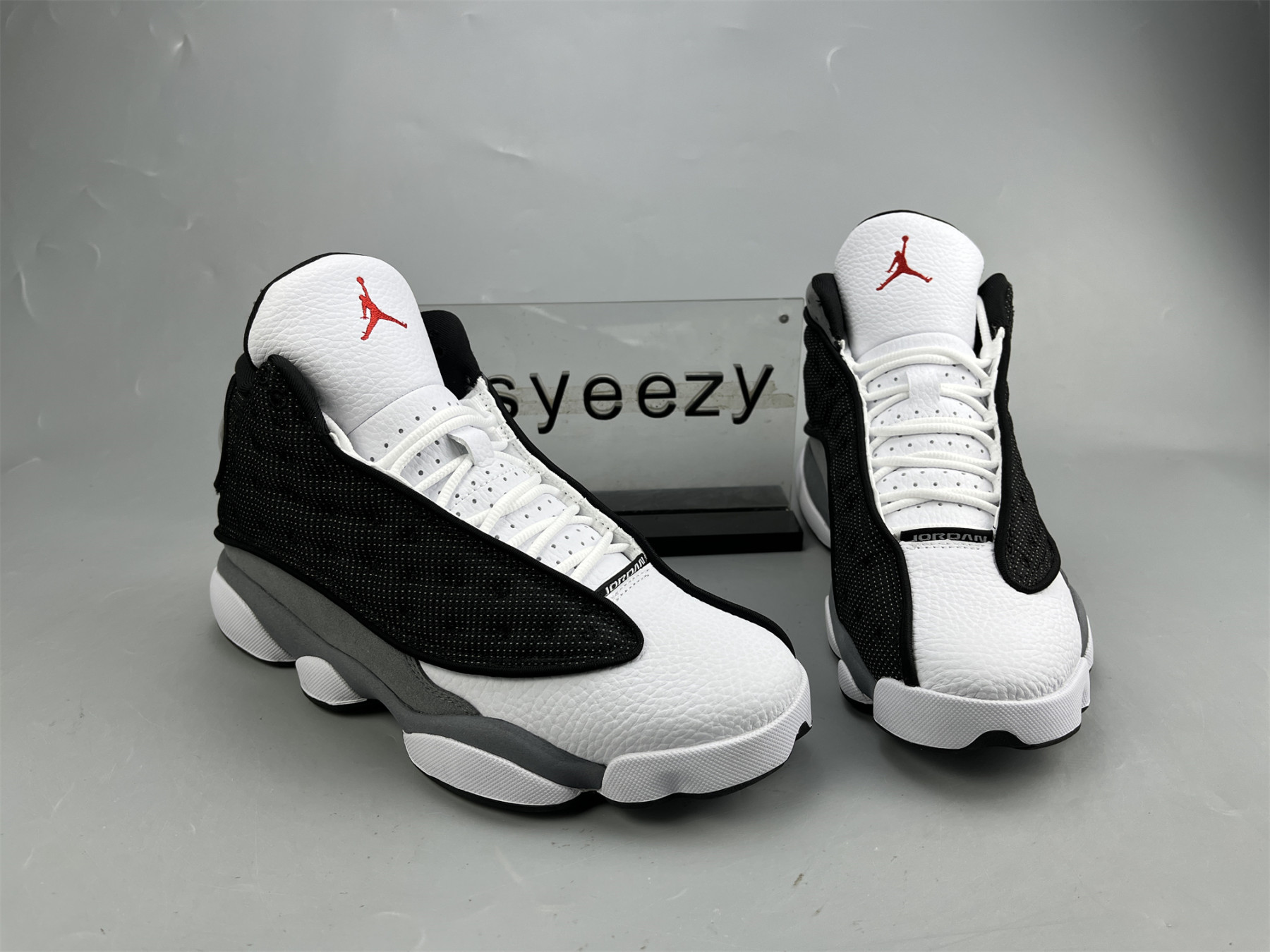 UA AIR JORDAN 13 RETRO 