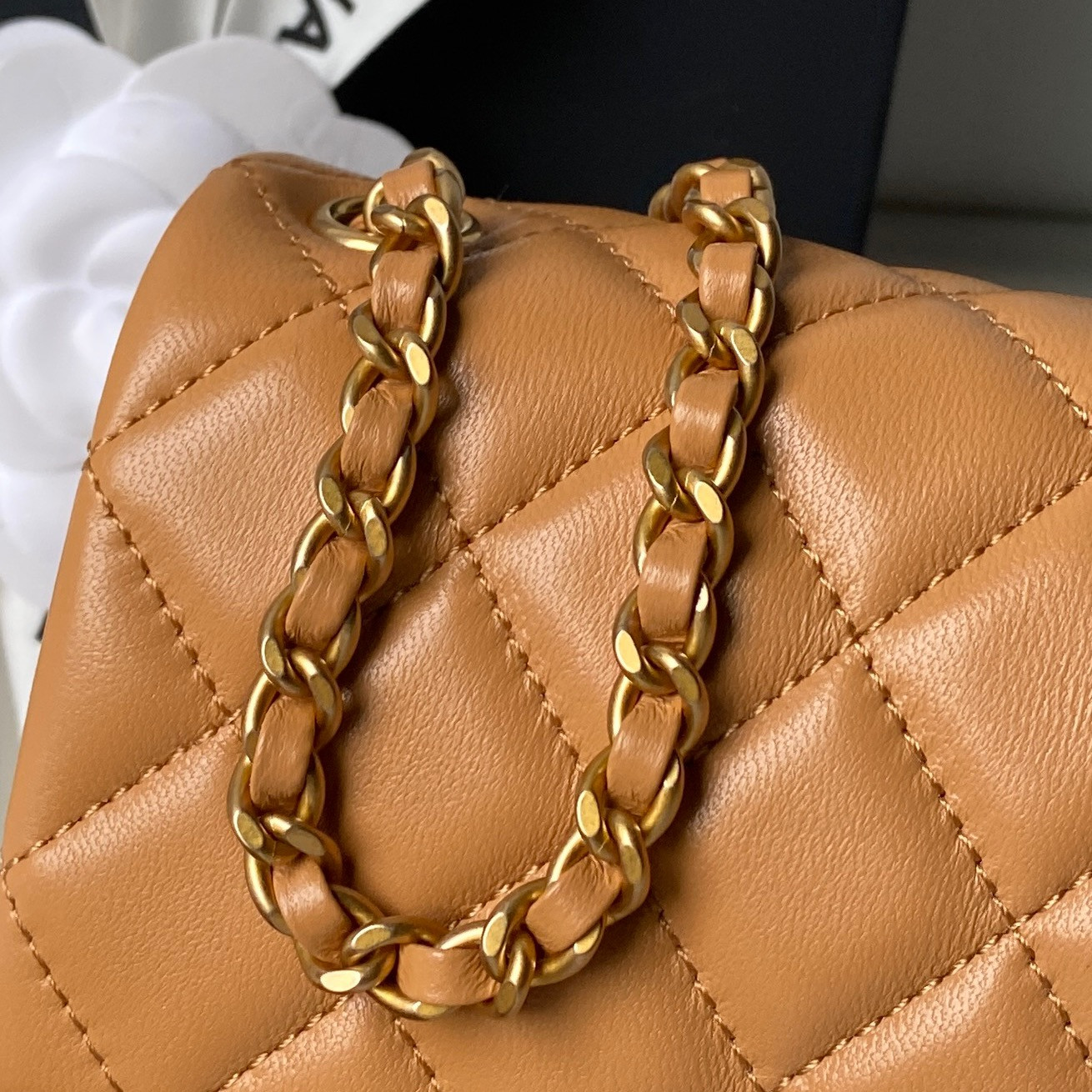 Ch**el MINI FLAP BAG 13.5x17x8cm