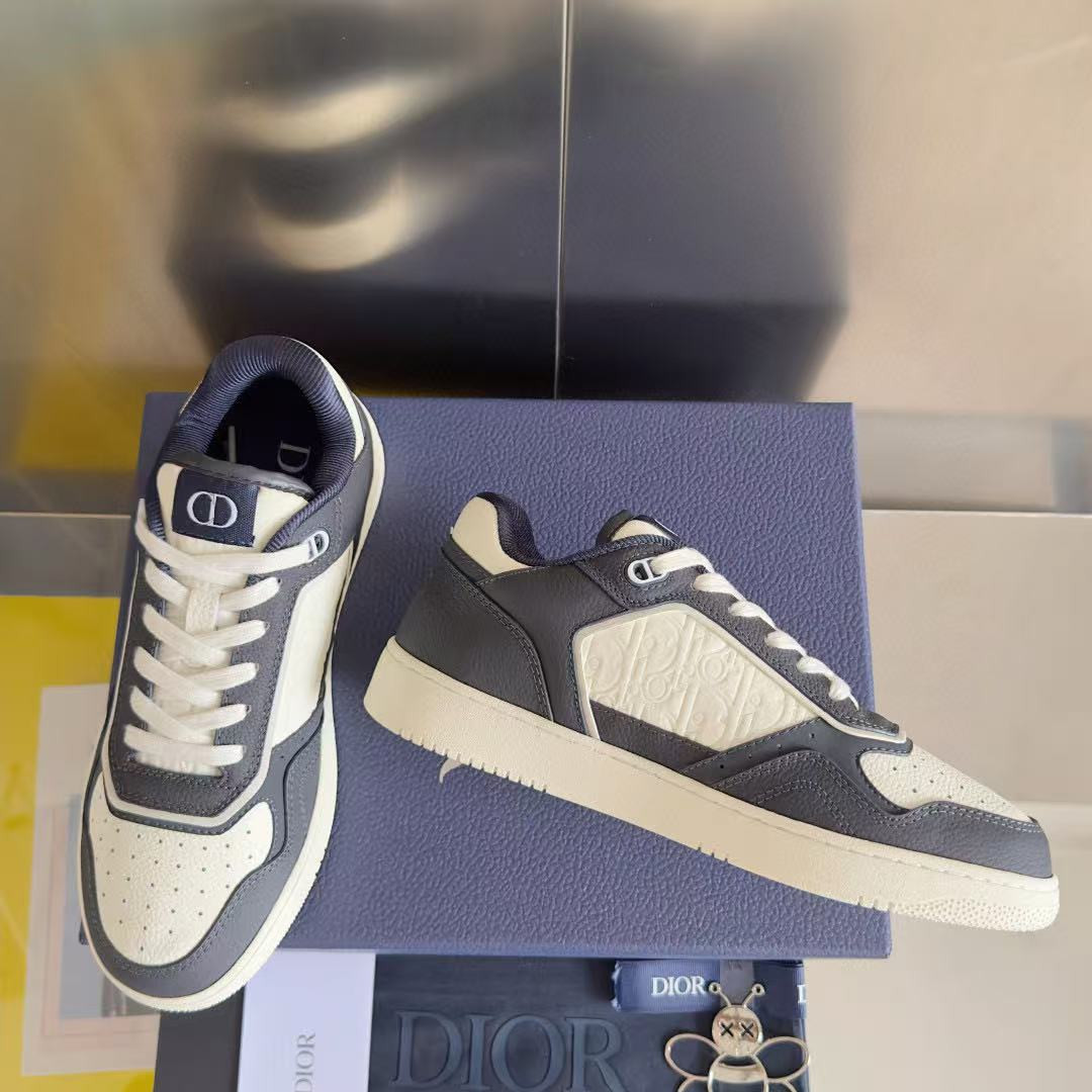 UA D10r B27 Sneaker
