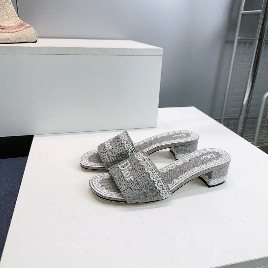 UA D10ramour D10r Dentelle Heeled Slide