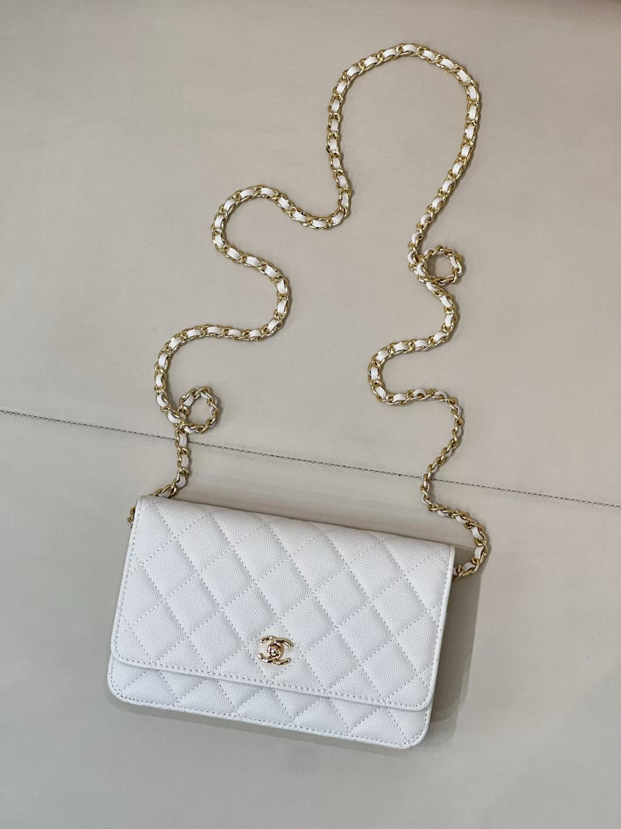 Ch**el WOC CLASSIC WALLET ON CHAIN 13x19cm