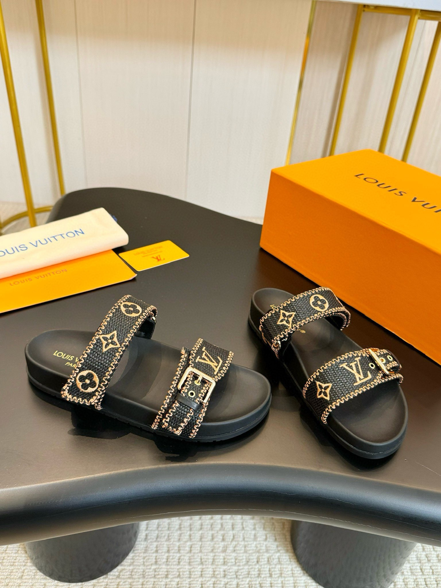 UA LV Bom Dia Flat Comfort Mule