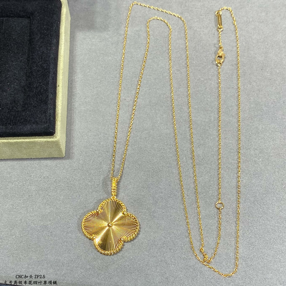 V*n Cl**f & Arpels Large Four Leaf Clover Necklace Diameter approx 2.5cm,Chain length approx 80cm