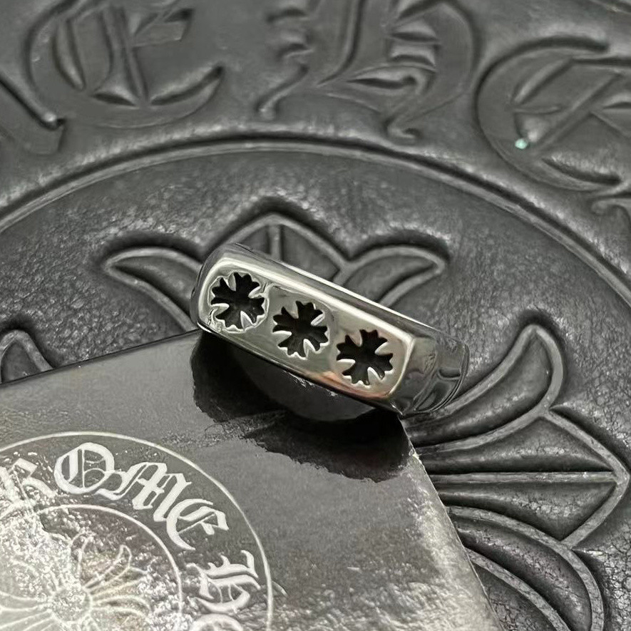 Ch*0me He**ts Cross Ring