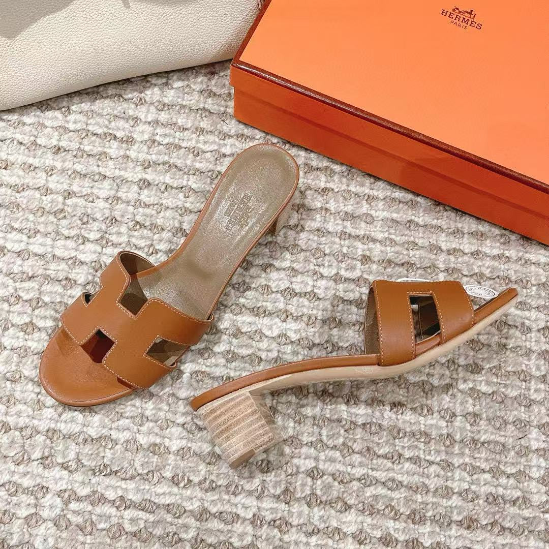 UA H**me5 Oasis Sandal