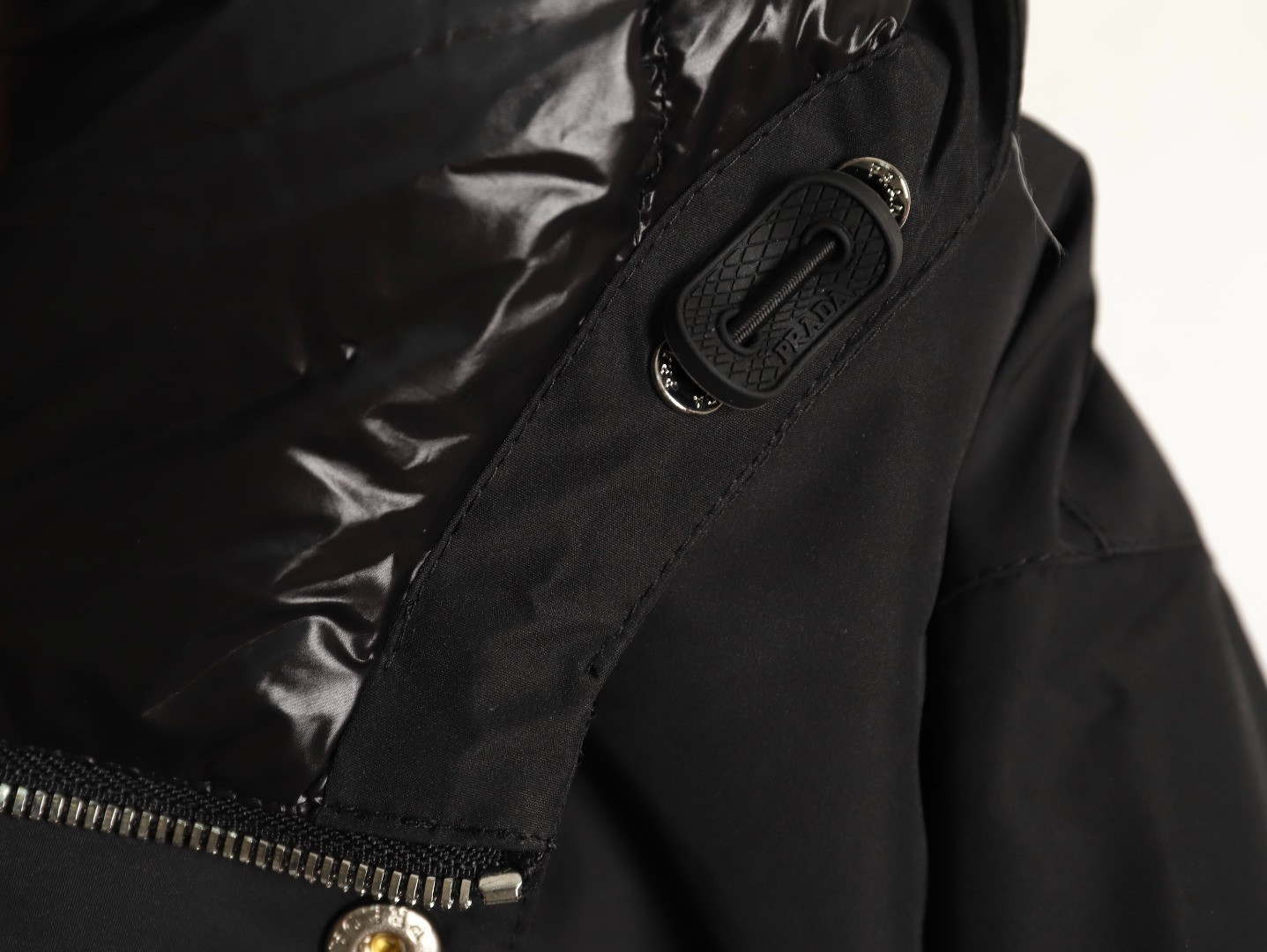 Pra*a 25Fw Short Light Puffer jacket