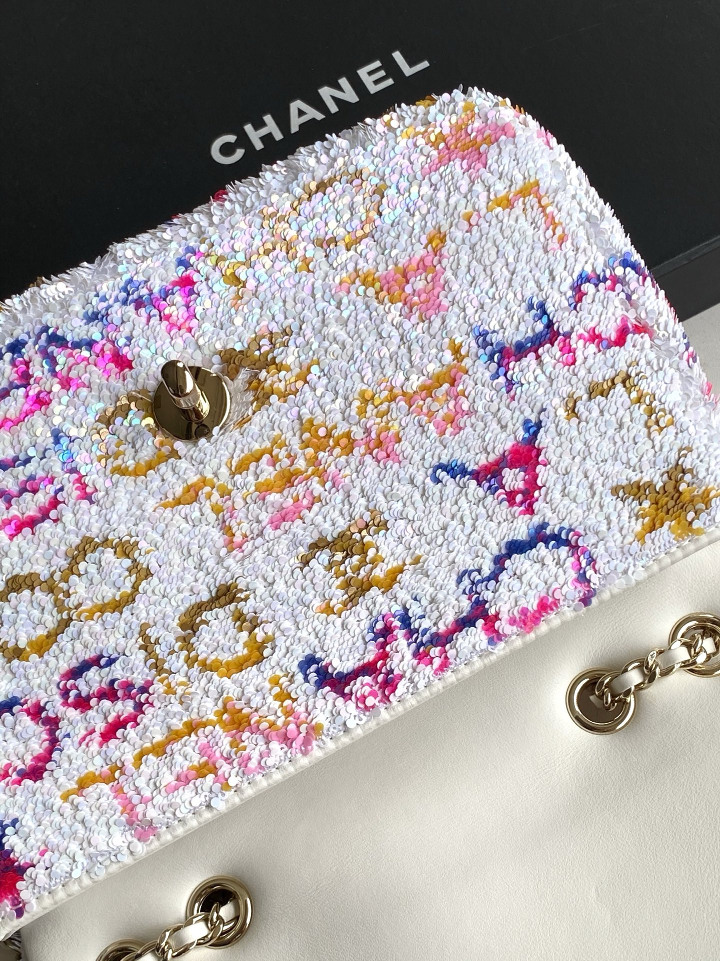 Ch**el Flap Bag 14x21x8cm