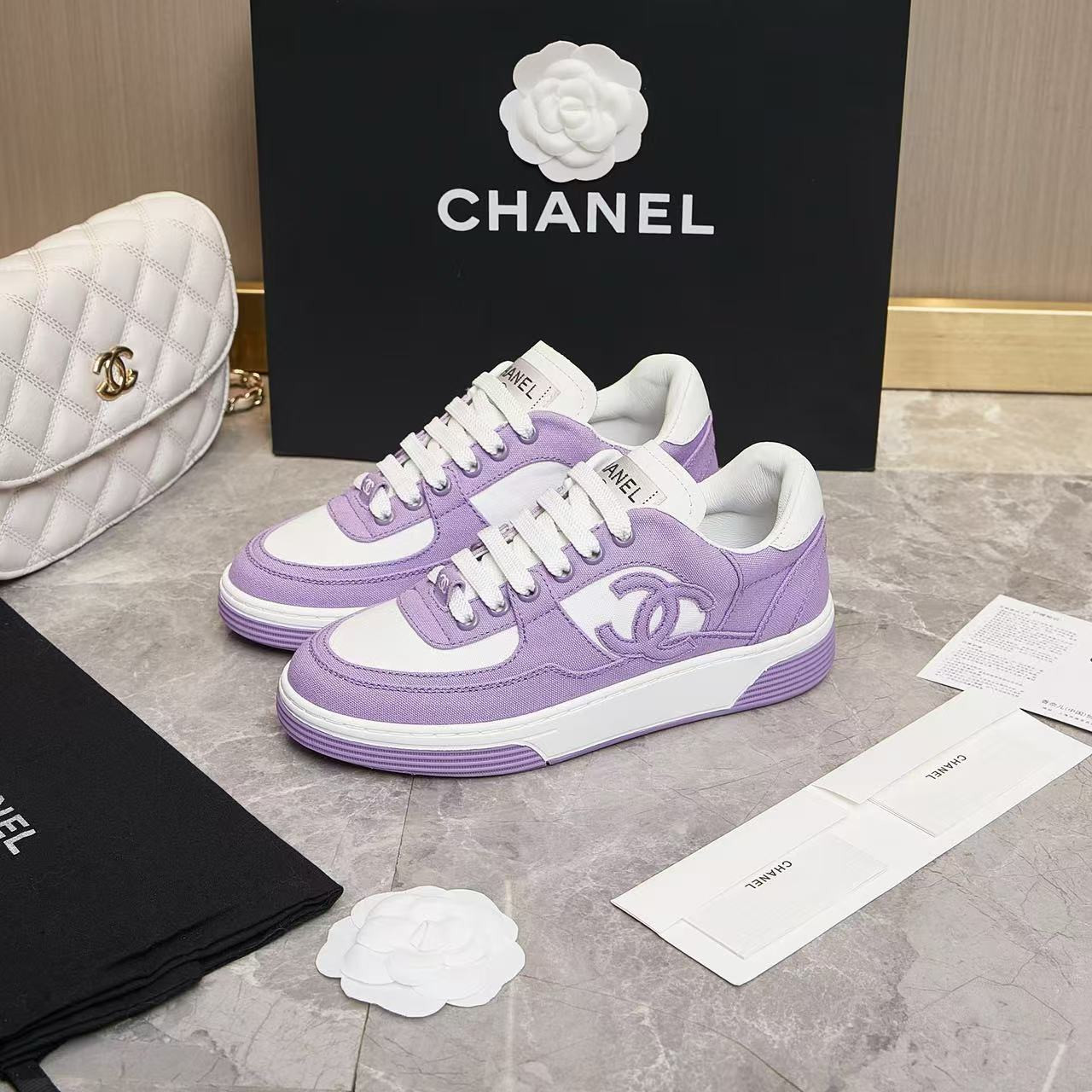 UA Ch**el COCO Sneaker Canvas