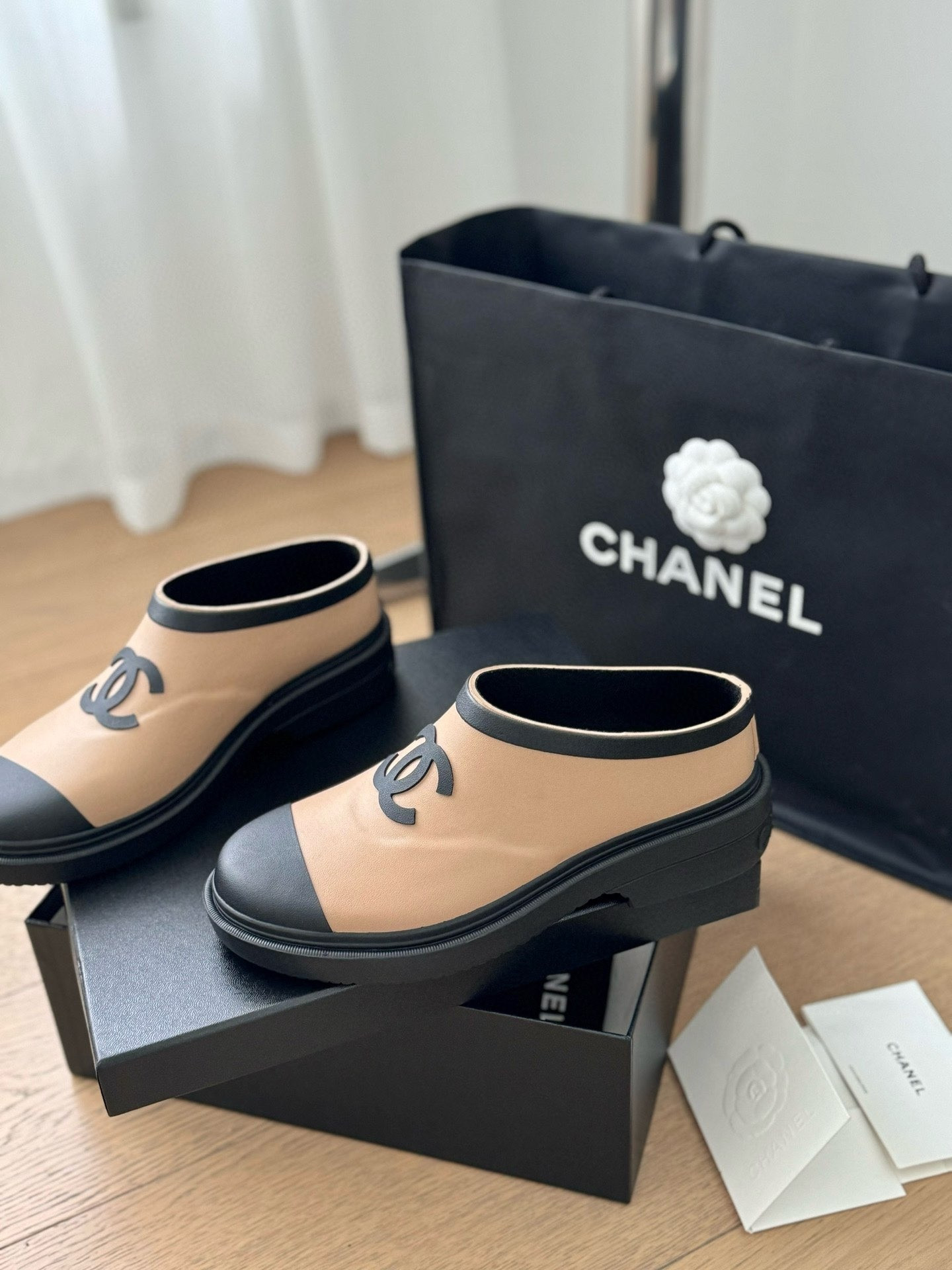 UA Ch**el Boots