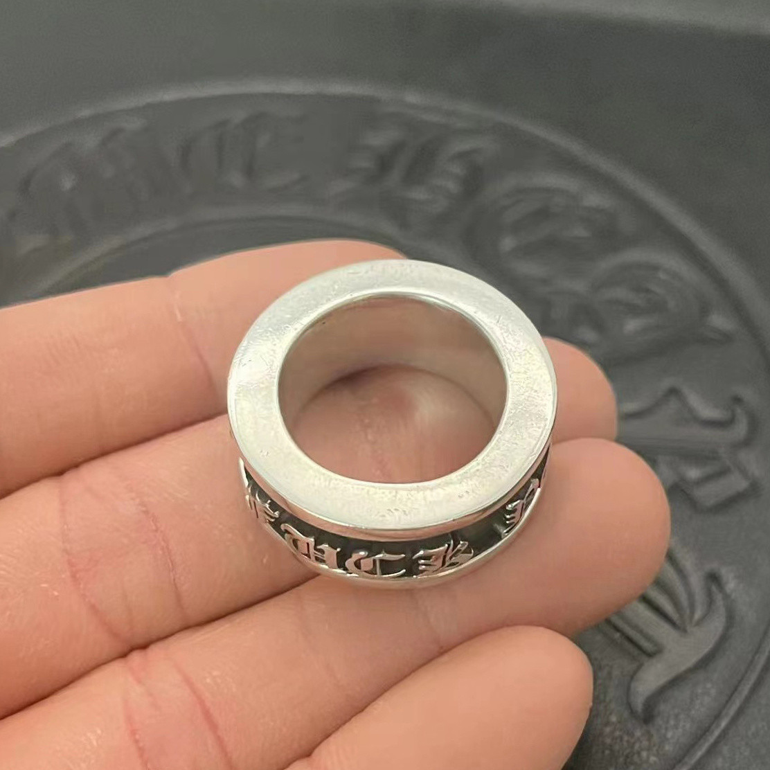 Ch*0me He**ts Ring