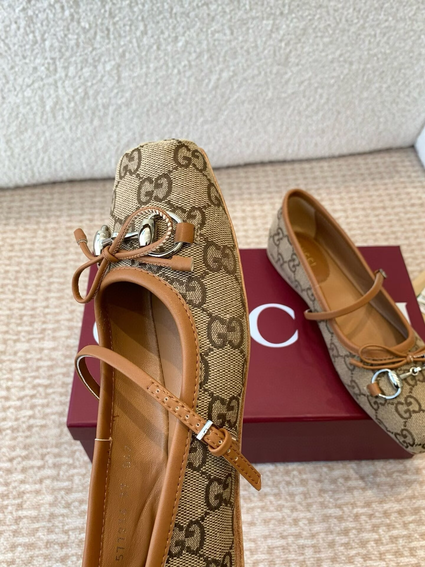 UA Gvc*1 Horsebit GG canbas Ballet Flats