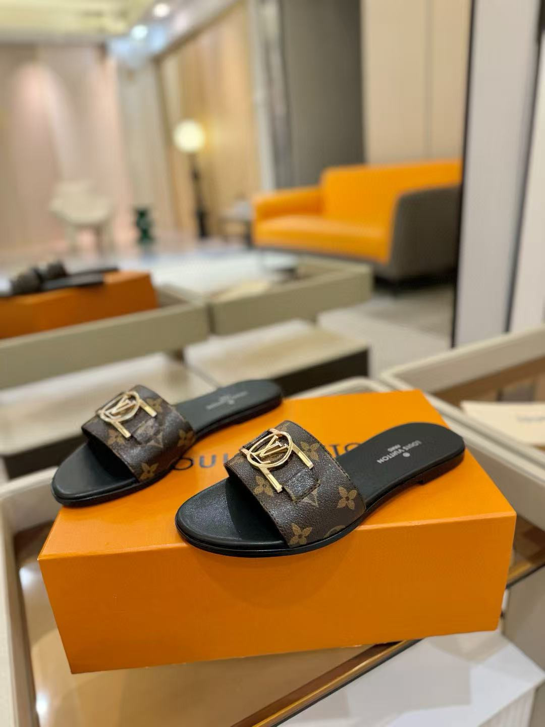 UA LV Lock It Flat Mules