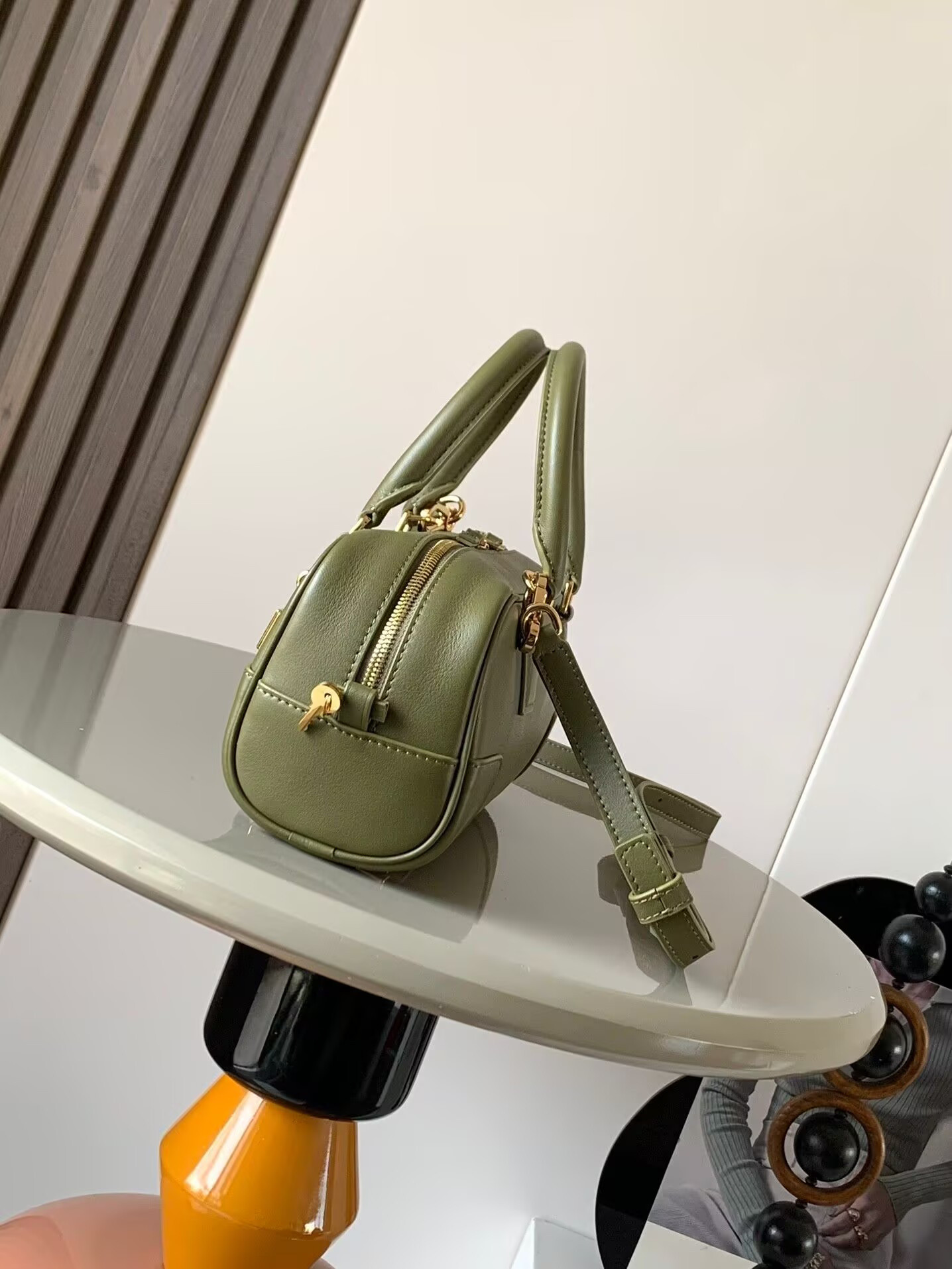 L0ew* Amazona 23 Cropped bag in nappa calfskin 23x11x10cm