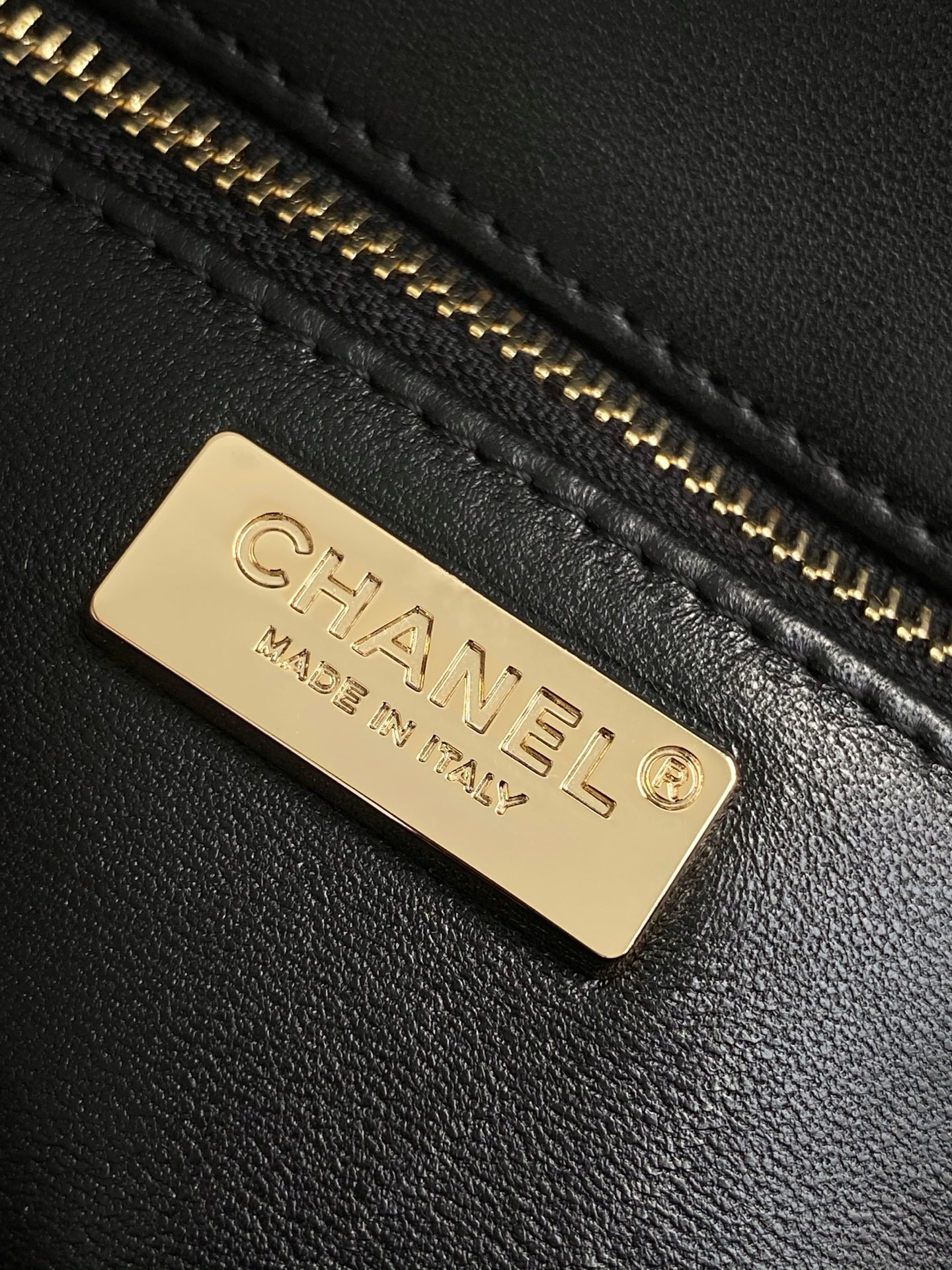 Ch**el Flap Bag 14x21x8cm