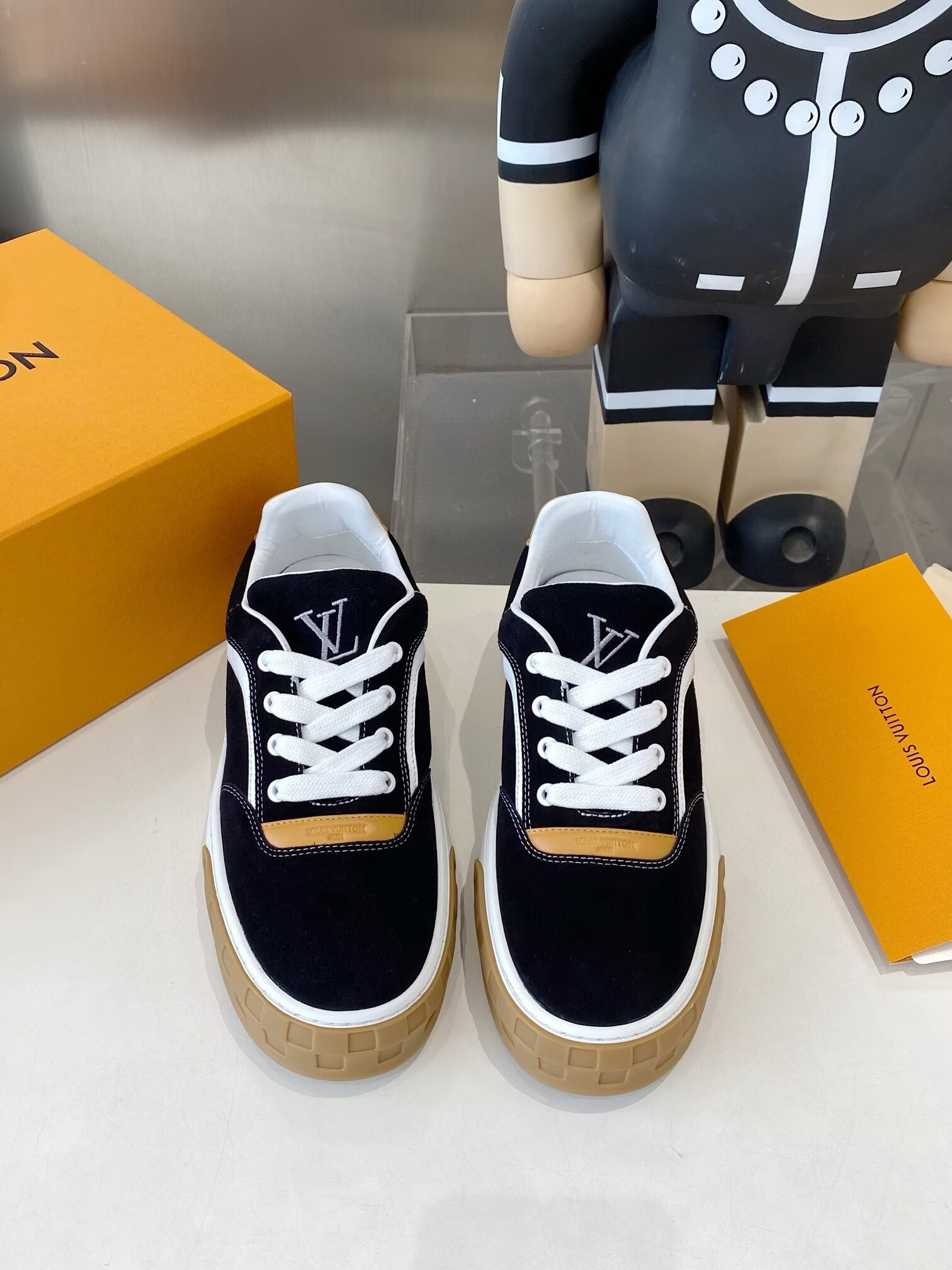 UA LV Tilted Sneaker