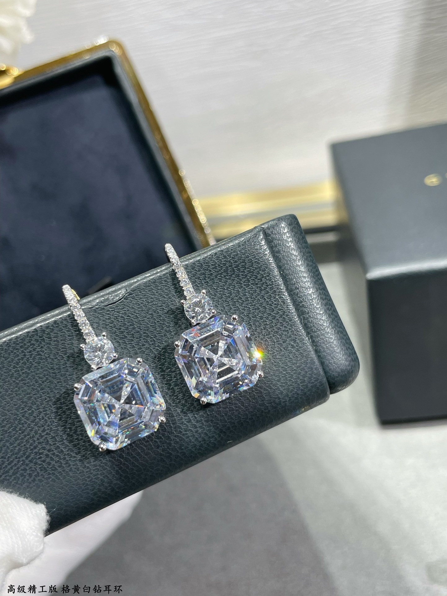 Graff Square D1am0nd Earrings Ag925