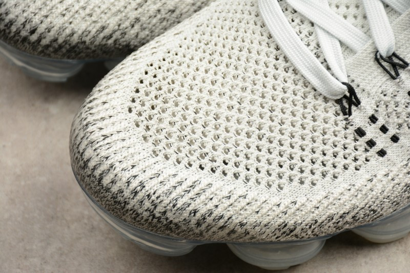 UA Nike Nikelab Air Vapormax Flyknit "Oreo"