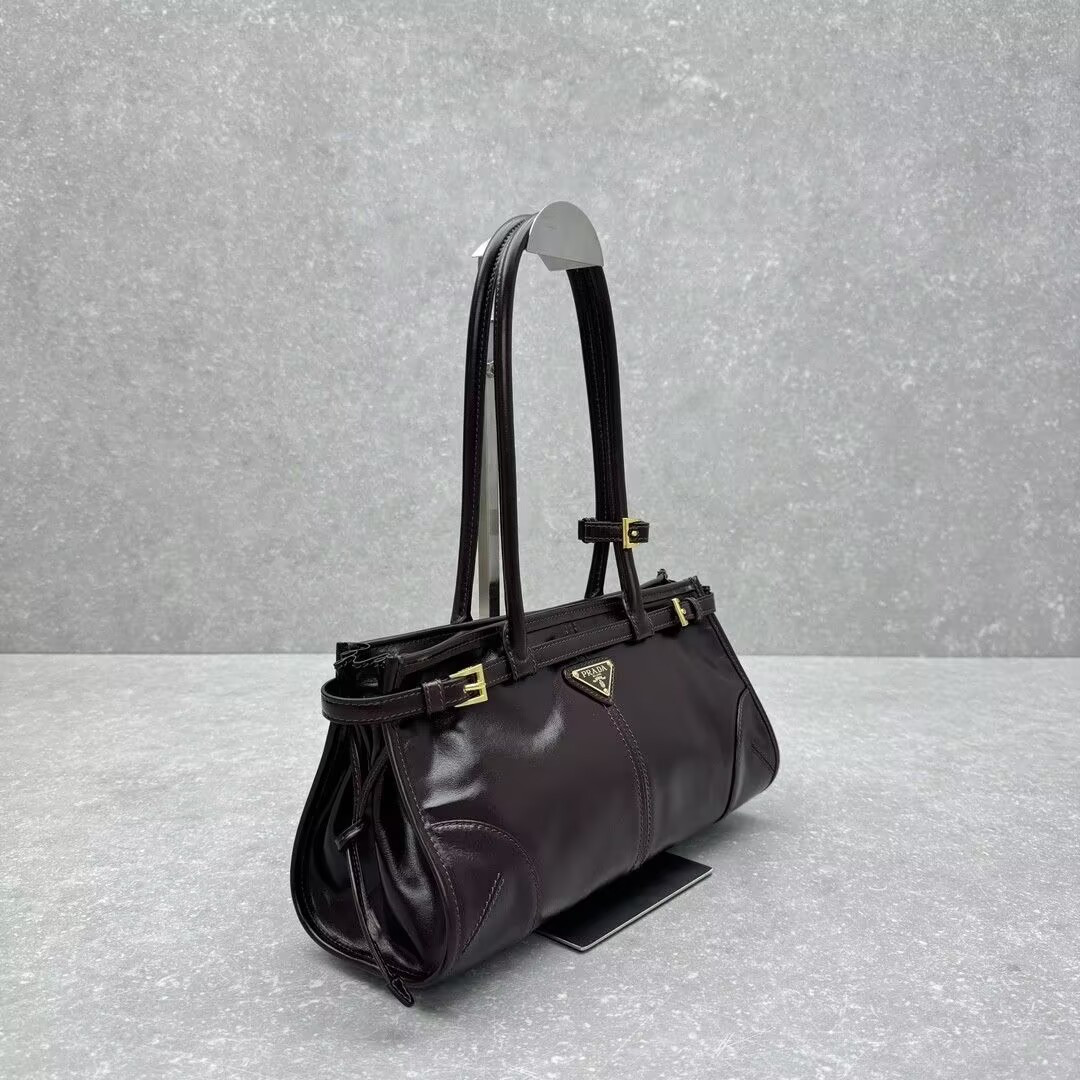 Pra*a Bonnie Medium Leather Handbag 32x15.5x12cm