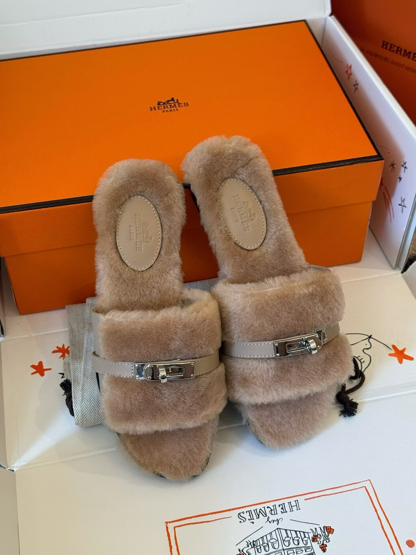 UA H**me5 Giulia Sandal