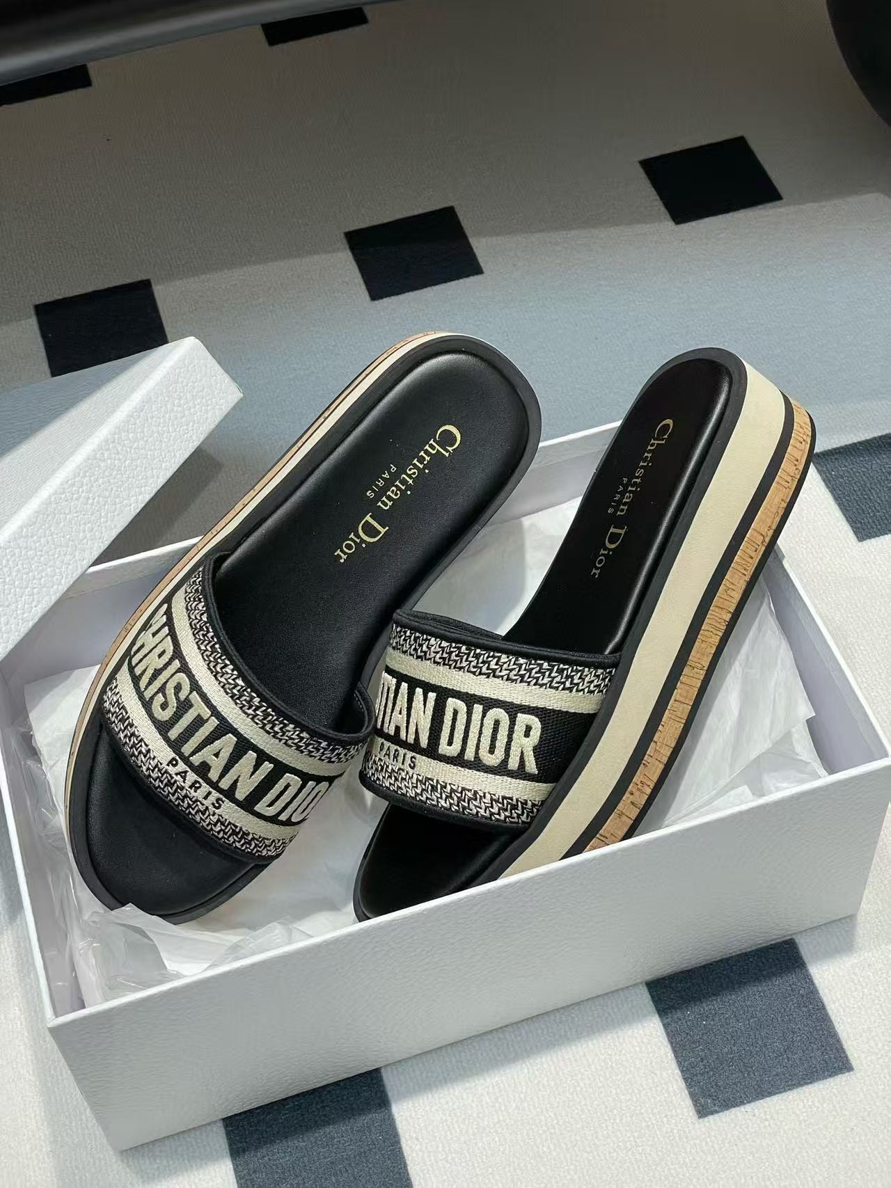 UA D10riviera Dway Platform Slide