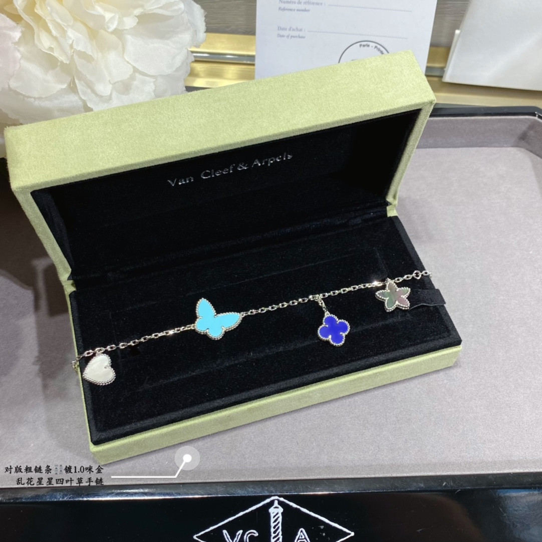 V*n Cl**f & Arpels Flowers lucky Bracelet