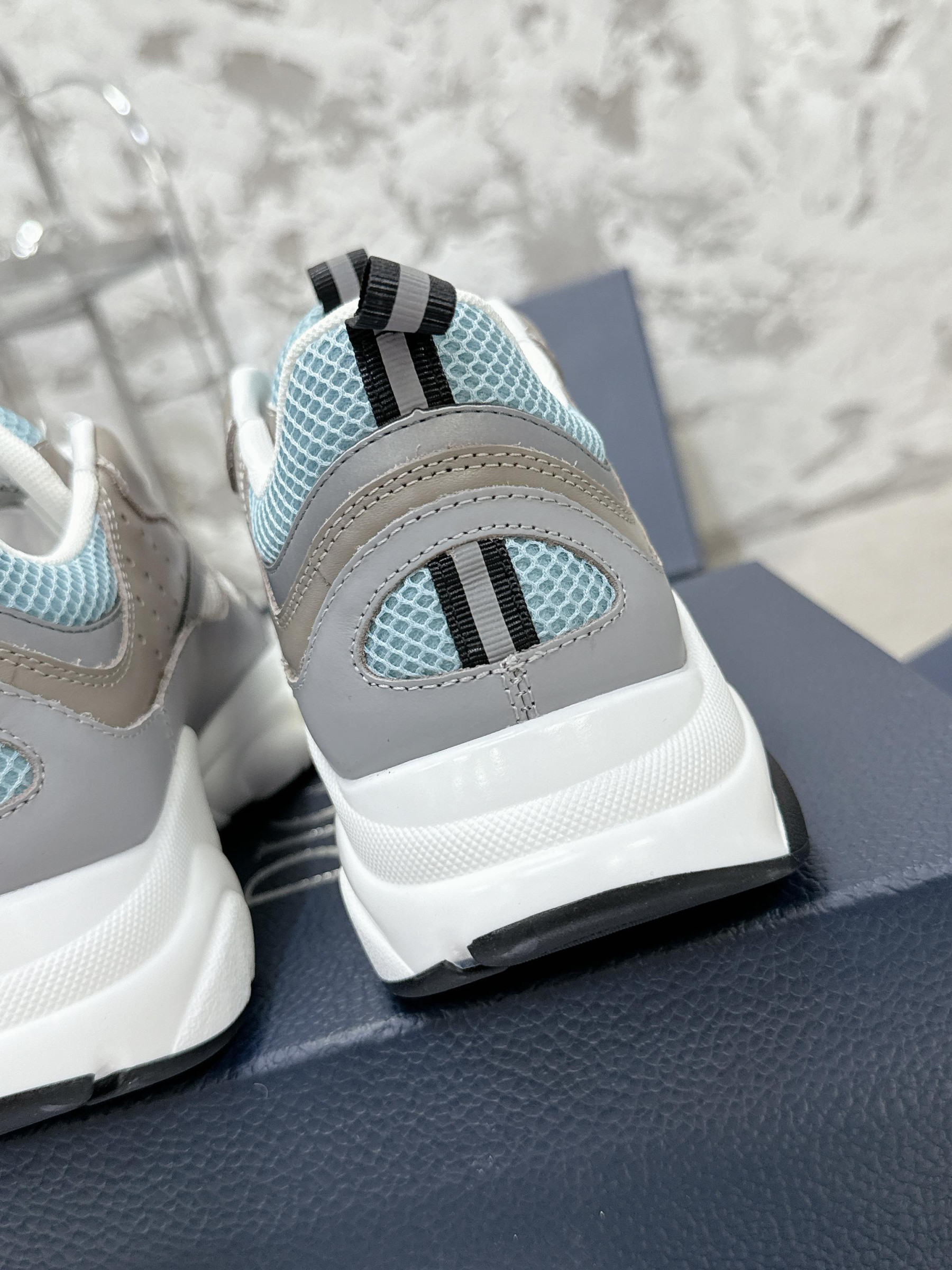 UA D10r B22 Sneaker
