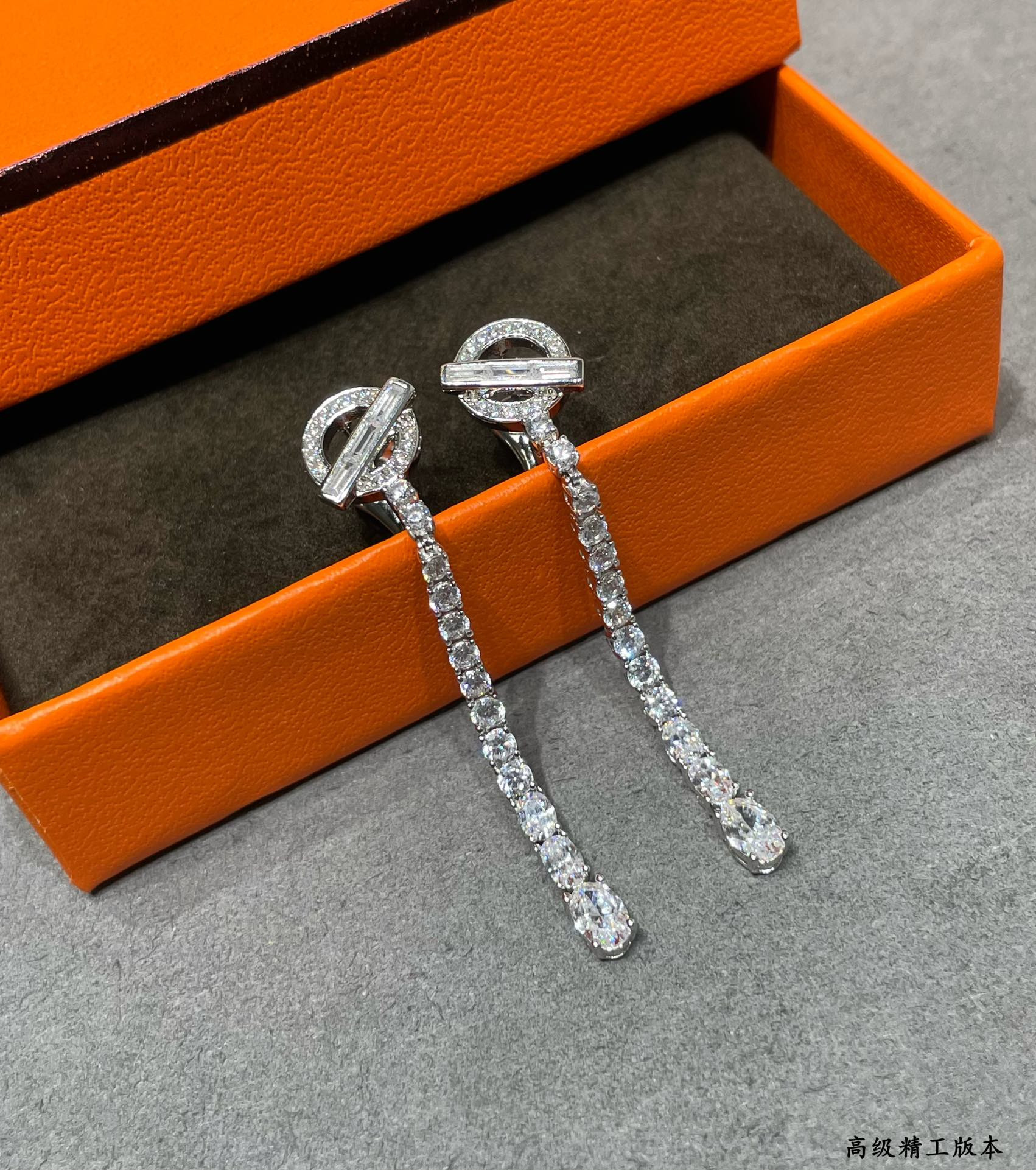 H**me5 OT Fully D1am0nd-Encrusted Earrings