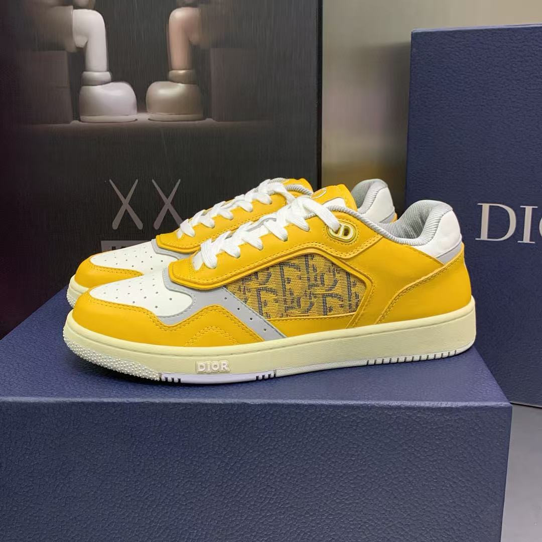UA D10r B27 Sneaker