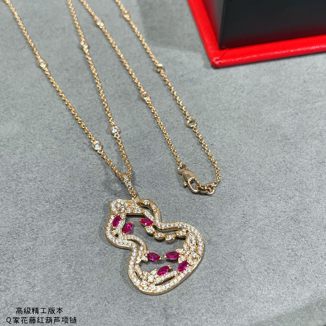 Qeelin Vine Gourd Necklace