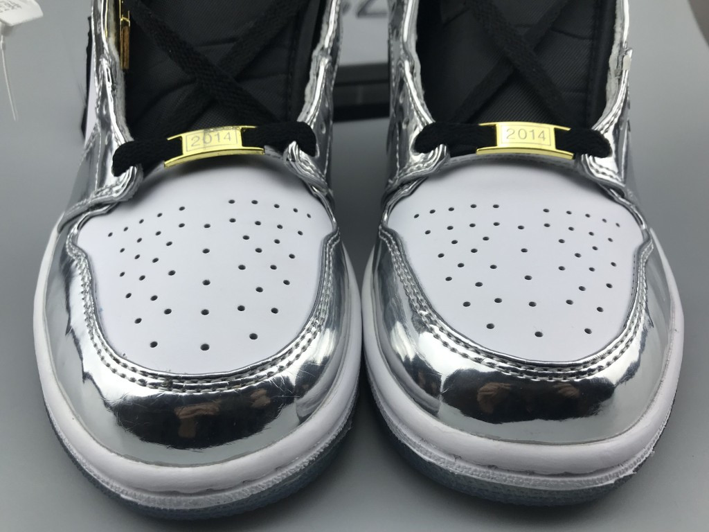 UA AIR JORDAN 1 RETRO HIGH 