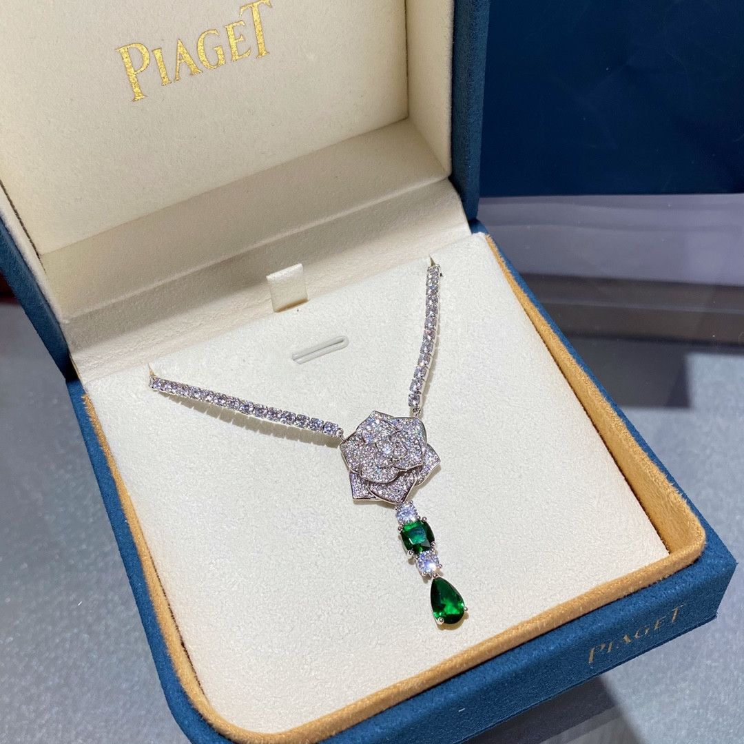 Piaget rose green zircon Necklace