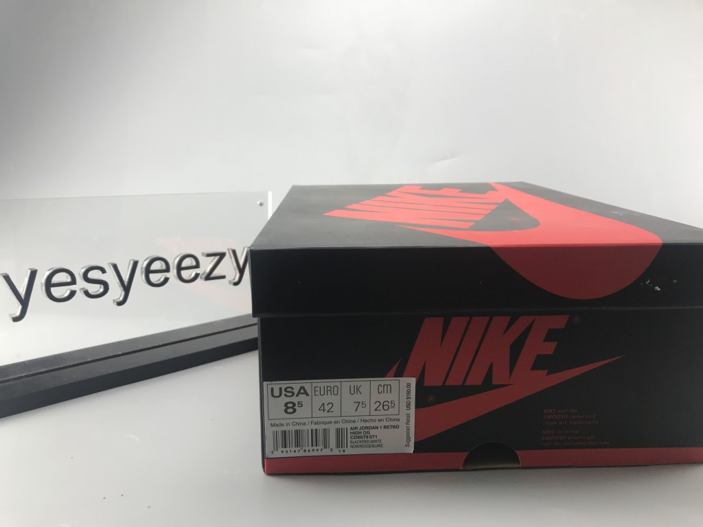 UA AIR JORDAN 1 RETRO HIGH OG 