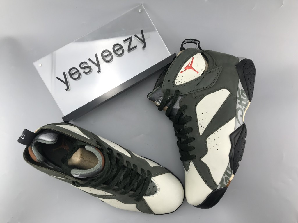 UA AIR JORDAN 7 X PATTA OG SP "ICICLE"