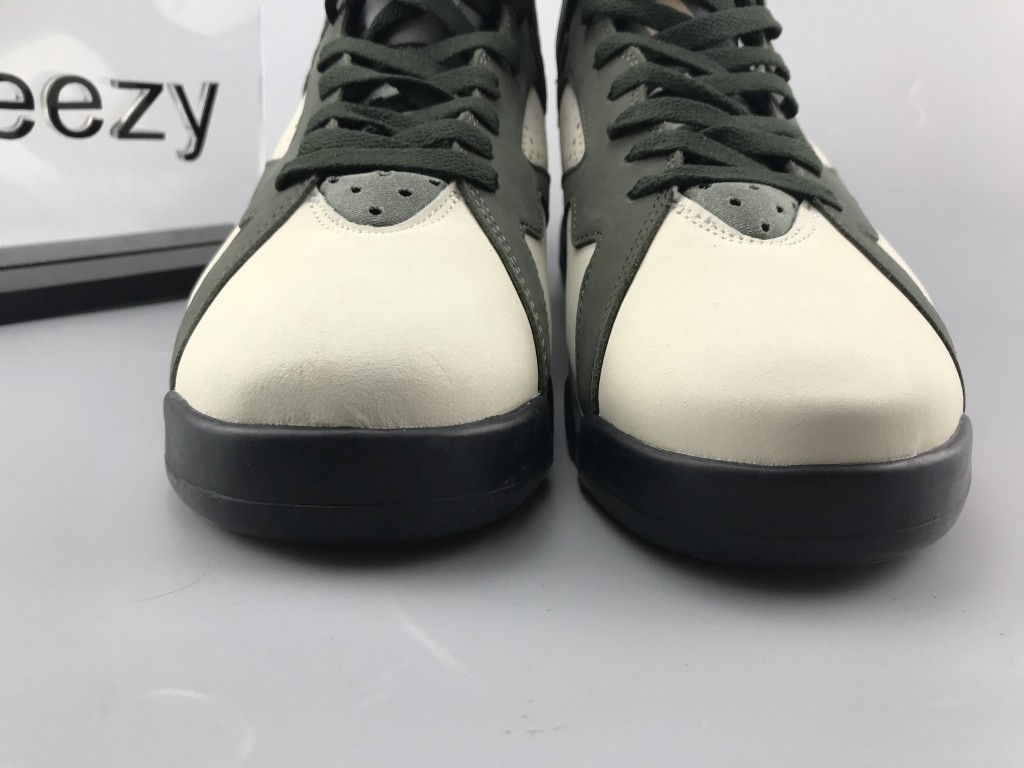 UA AIR JORDAN 7 X PATTA OG SP "ICICLE"