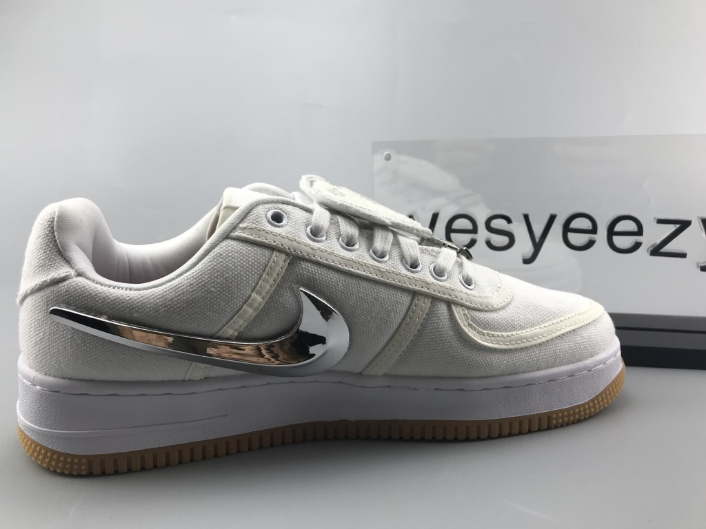 UA NIKE AIR FORCE 1 LOW "TRAVIS SCOTT" 2017