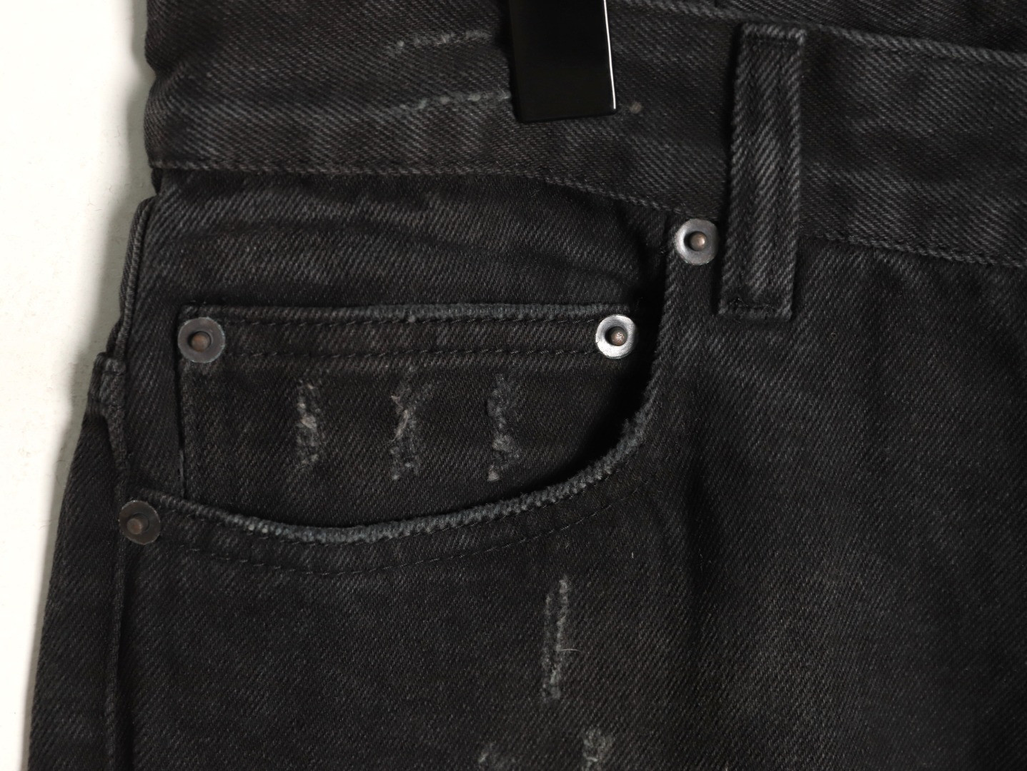 Ba1en*iaga jeans