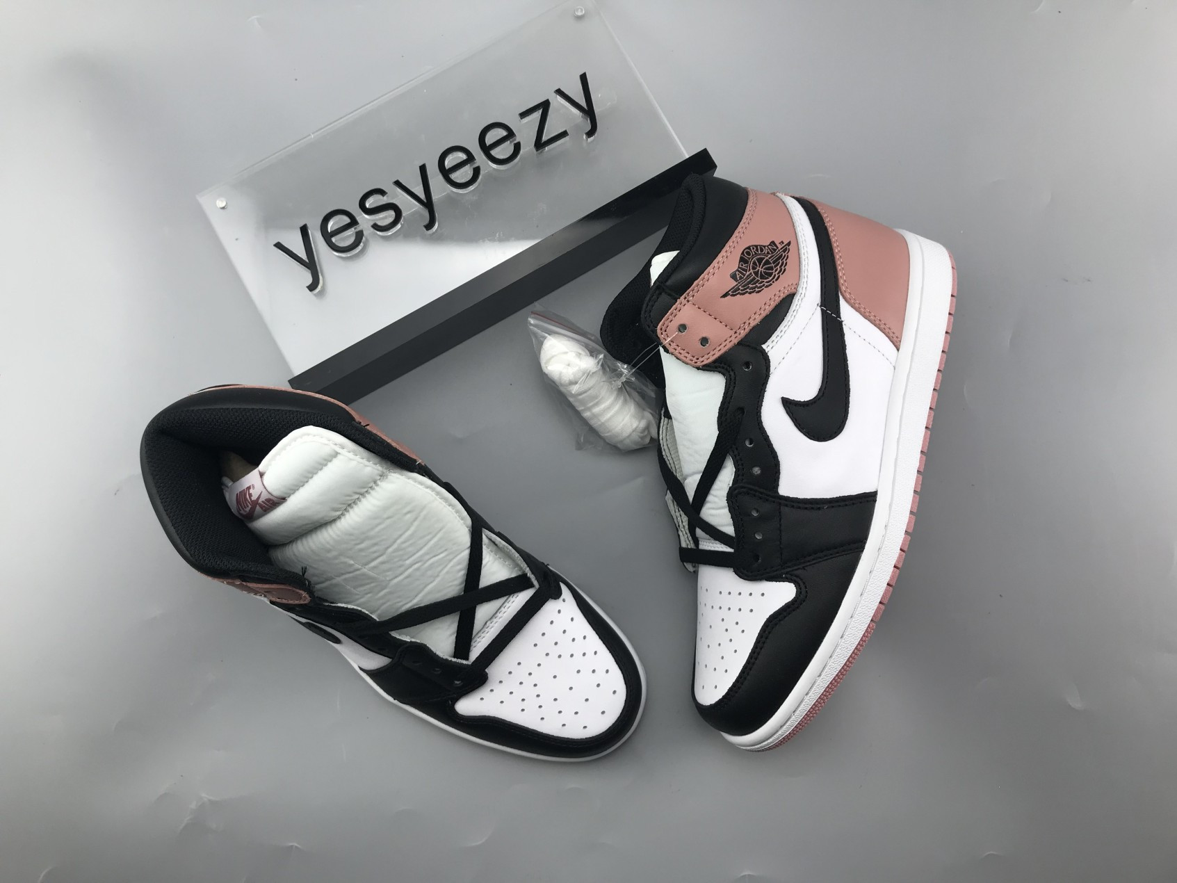 UA AIR JORDAN 1 RETRO HIGH OG NRG "RUST PINK"