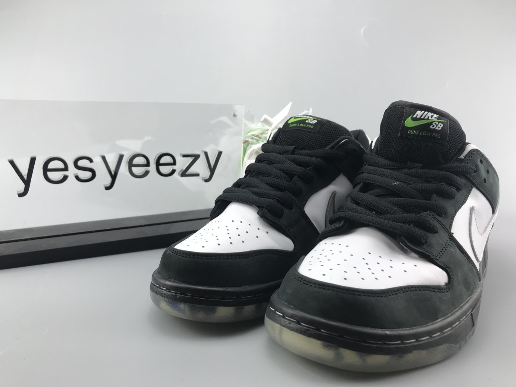 UA NIKE SB DUNK LOW PRO OG "PANDA PIGEON"