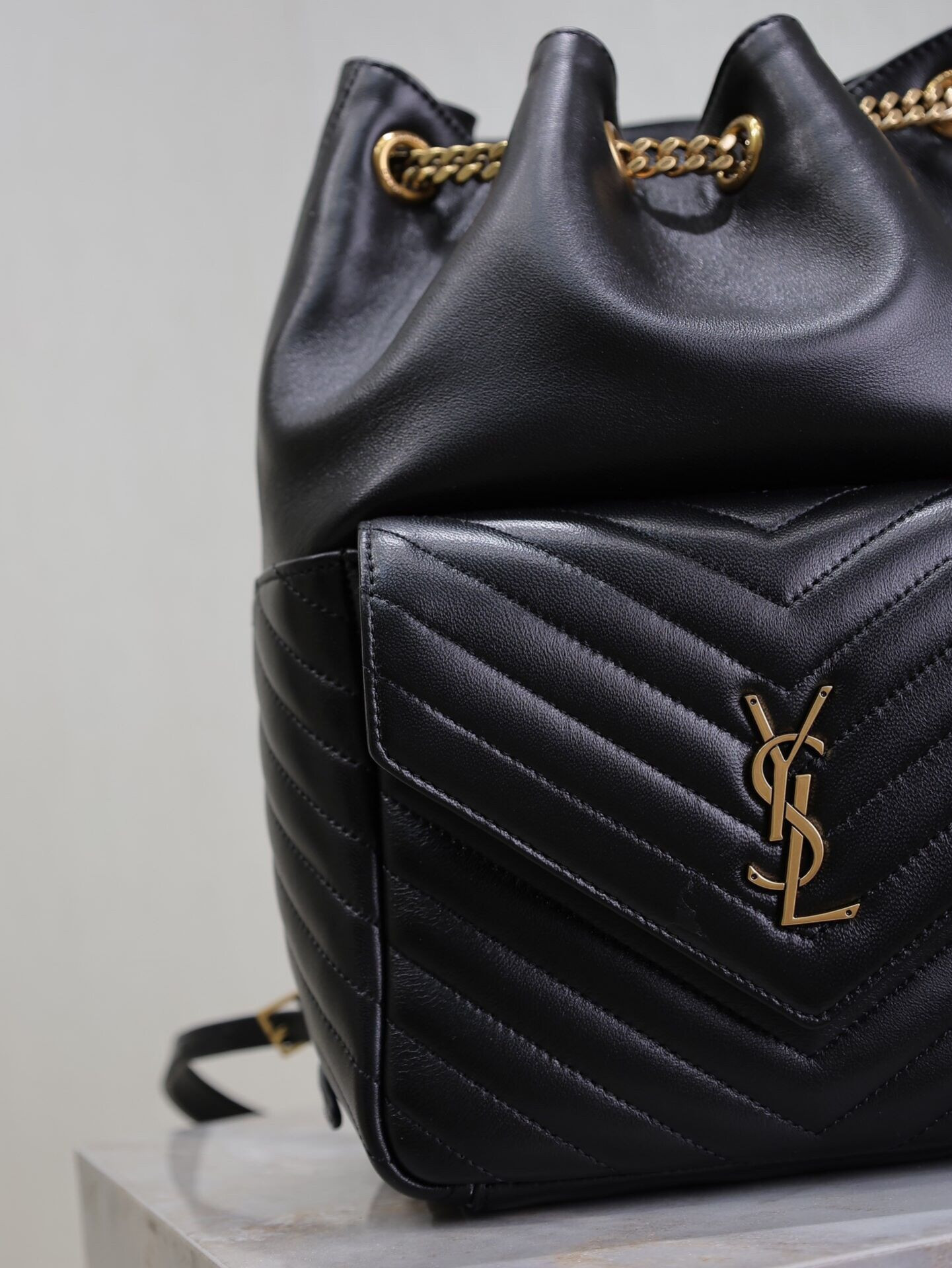Y51 Sa1nt Lau*nt Joe Drawstring Quilted Backpack 22x29x15cm