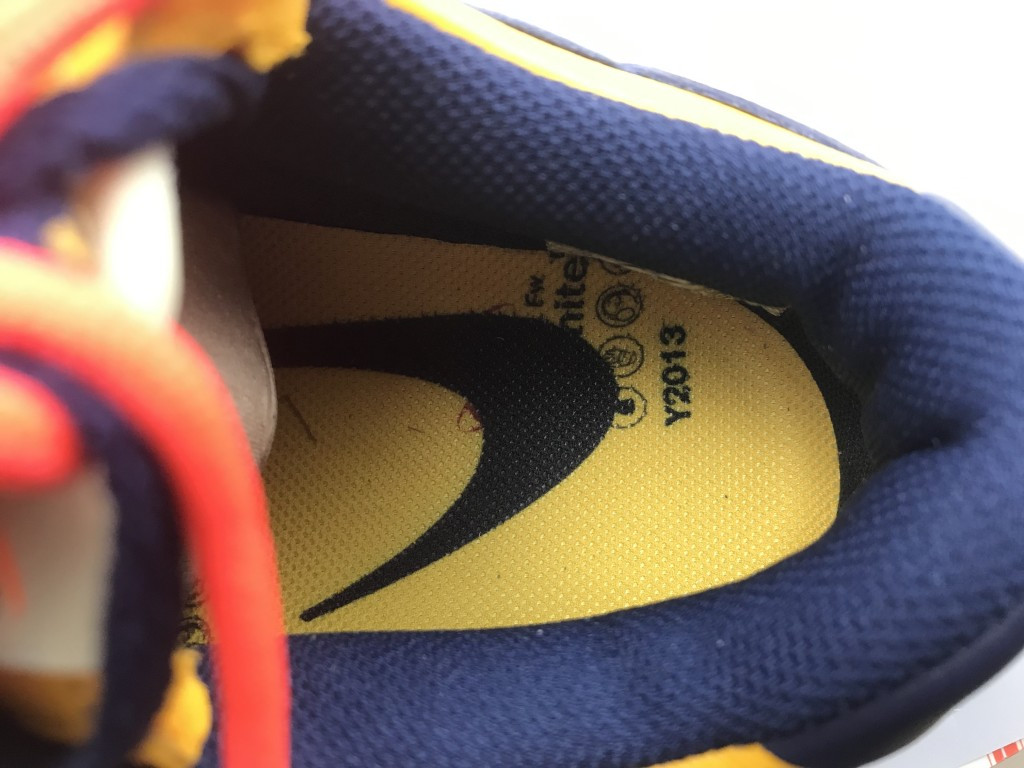 UA NIKE OFF-WHITE X DUNK LOW "UNIVERSITY GOLD"