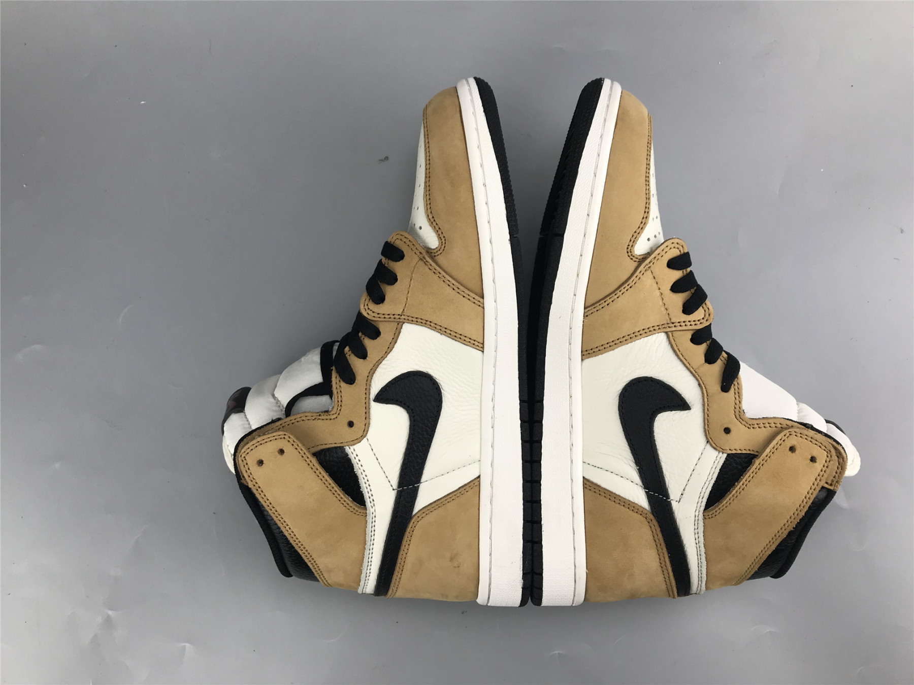UA AIR JORDAN 1 RETRO HIGH OG "ROOKIE OF THE YEAR"