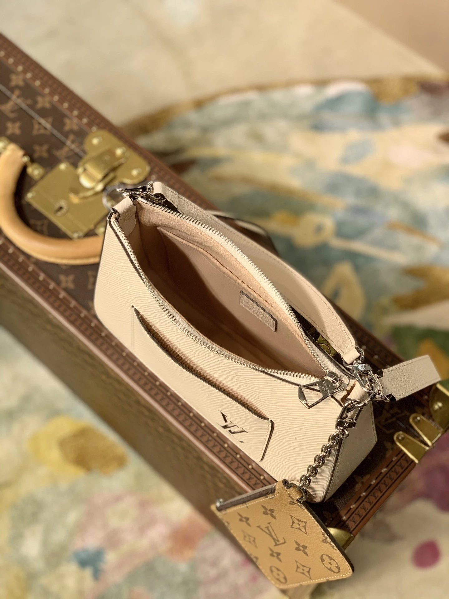 LV MARELLE M80688