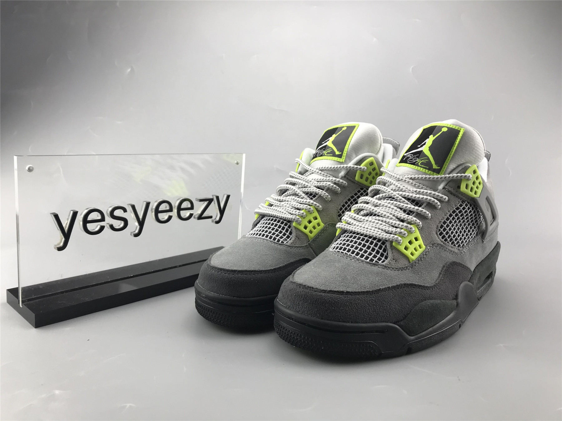 UA AIR JORDAN 4 RETRO LE "NEON 95"