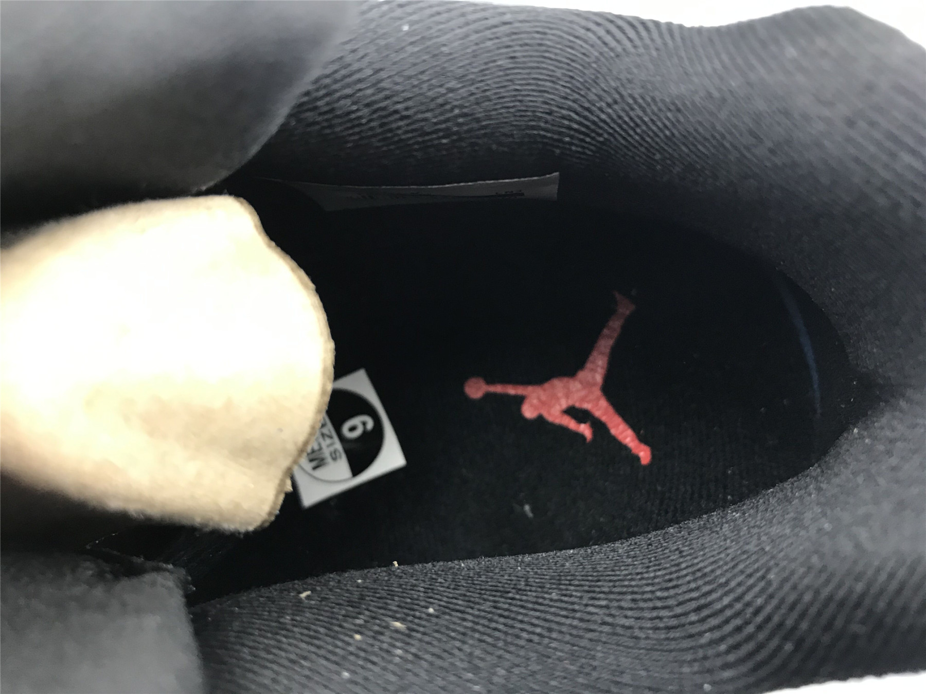 UA AIR JORDAN 4 RETRO SNGL DY